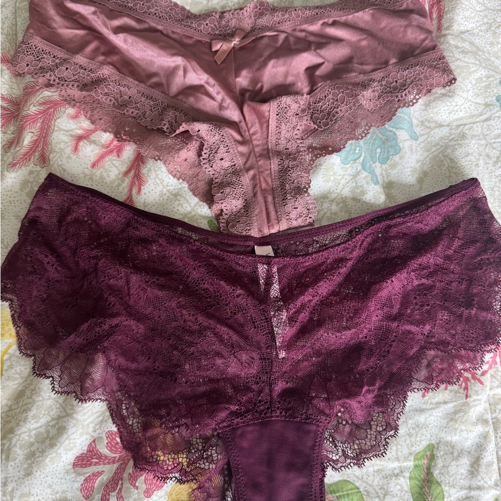 Victoria's Secret Lace Panties bundles / size S